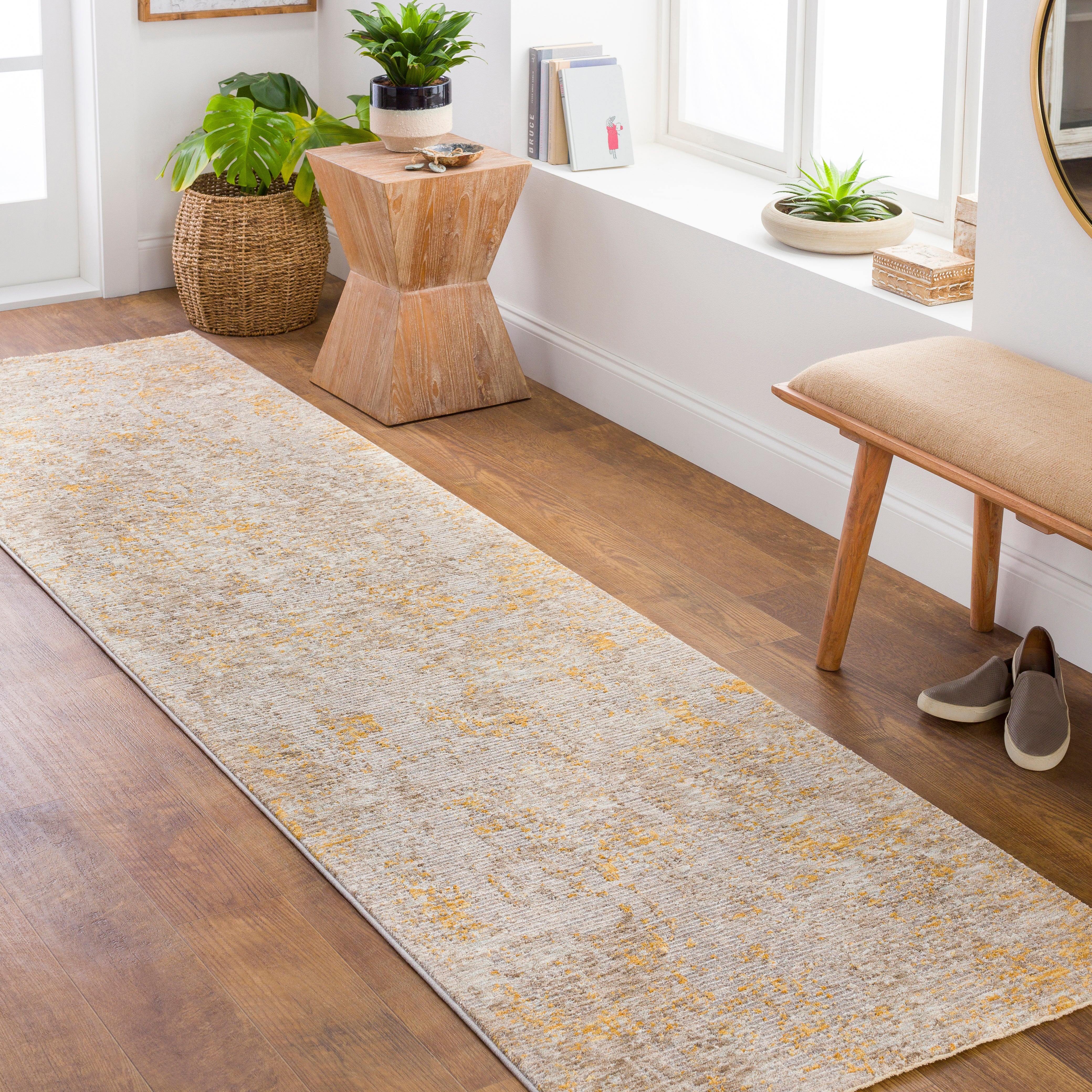 Surya Reina REN-2310 Rug